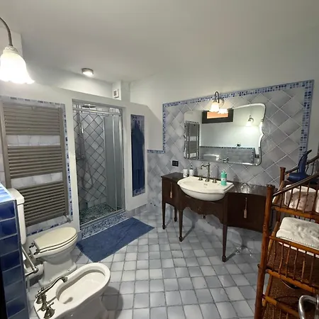 Benvenuti A Lina S House Centro * Milazzo